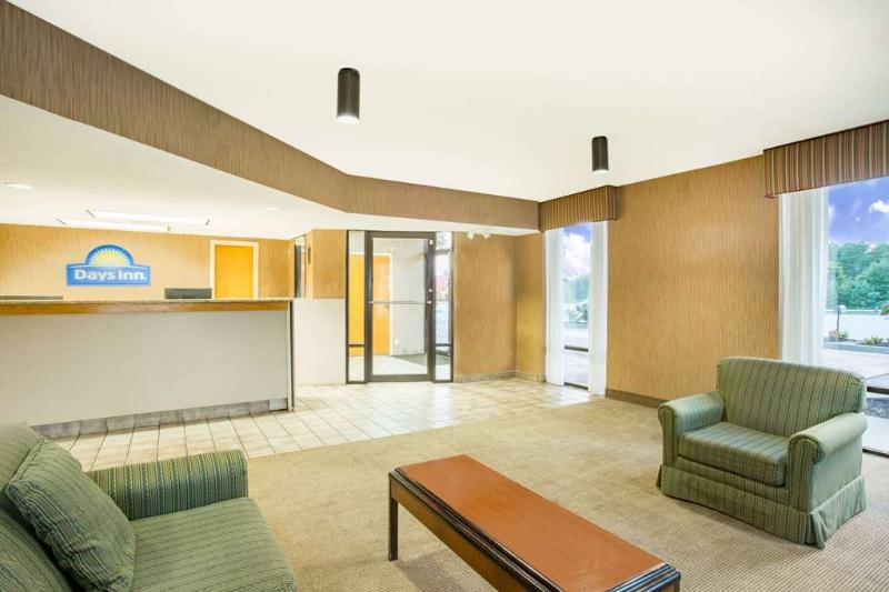 Days Inn By Wyndham Clinton - Laurens I-26 Exteriör bild